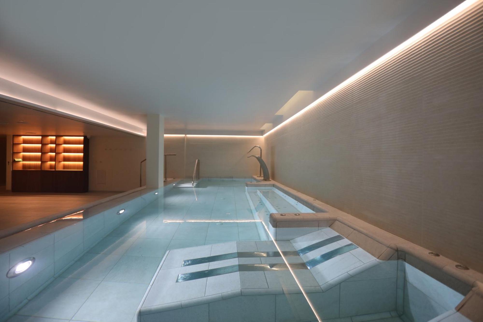 Double Room with Spa Access,847000610:JPEG