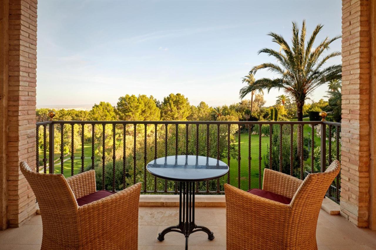Deluxe Terrace King Room Balcony Garden View