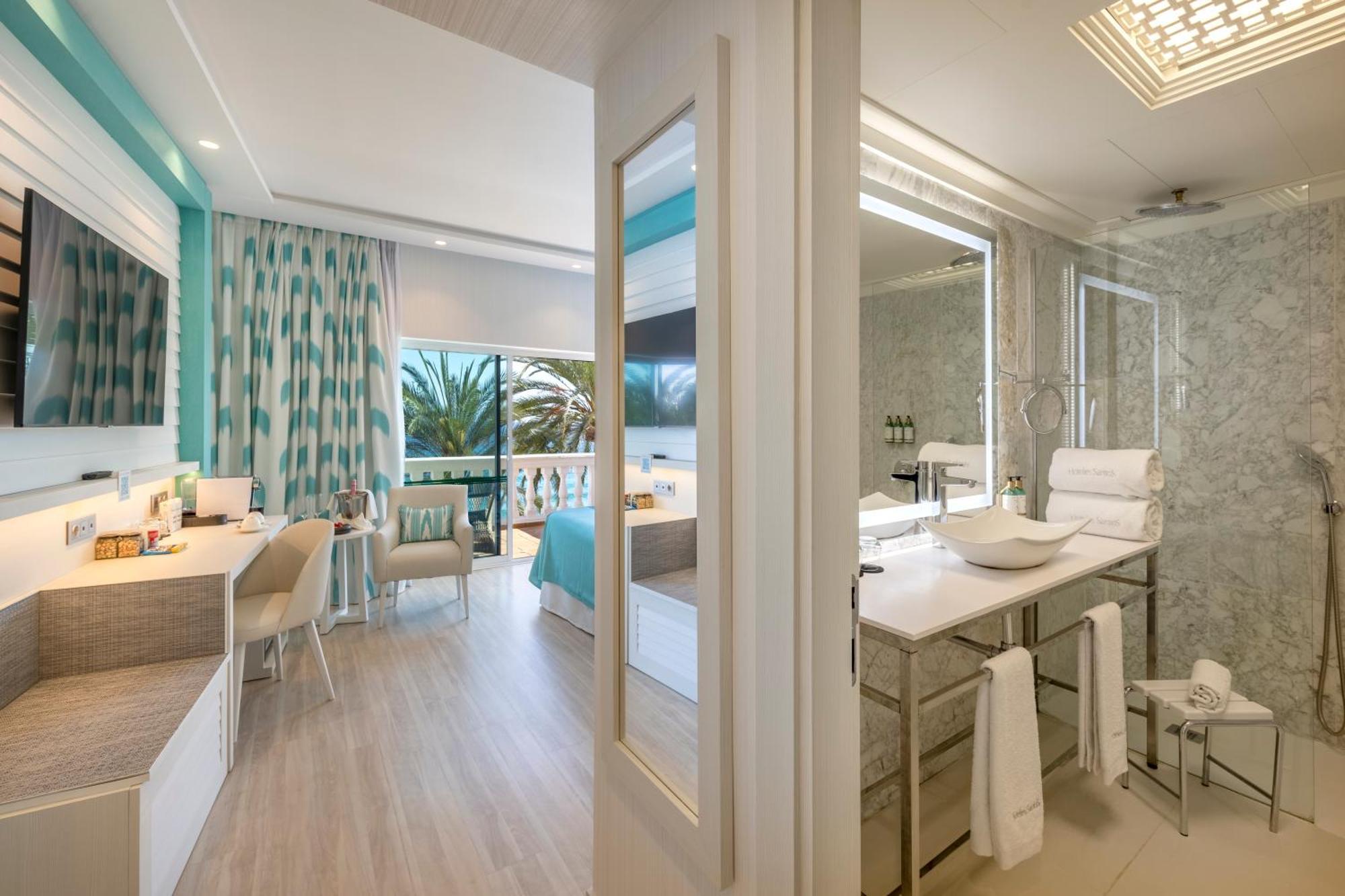 Premium Double or Twin Room Sea View